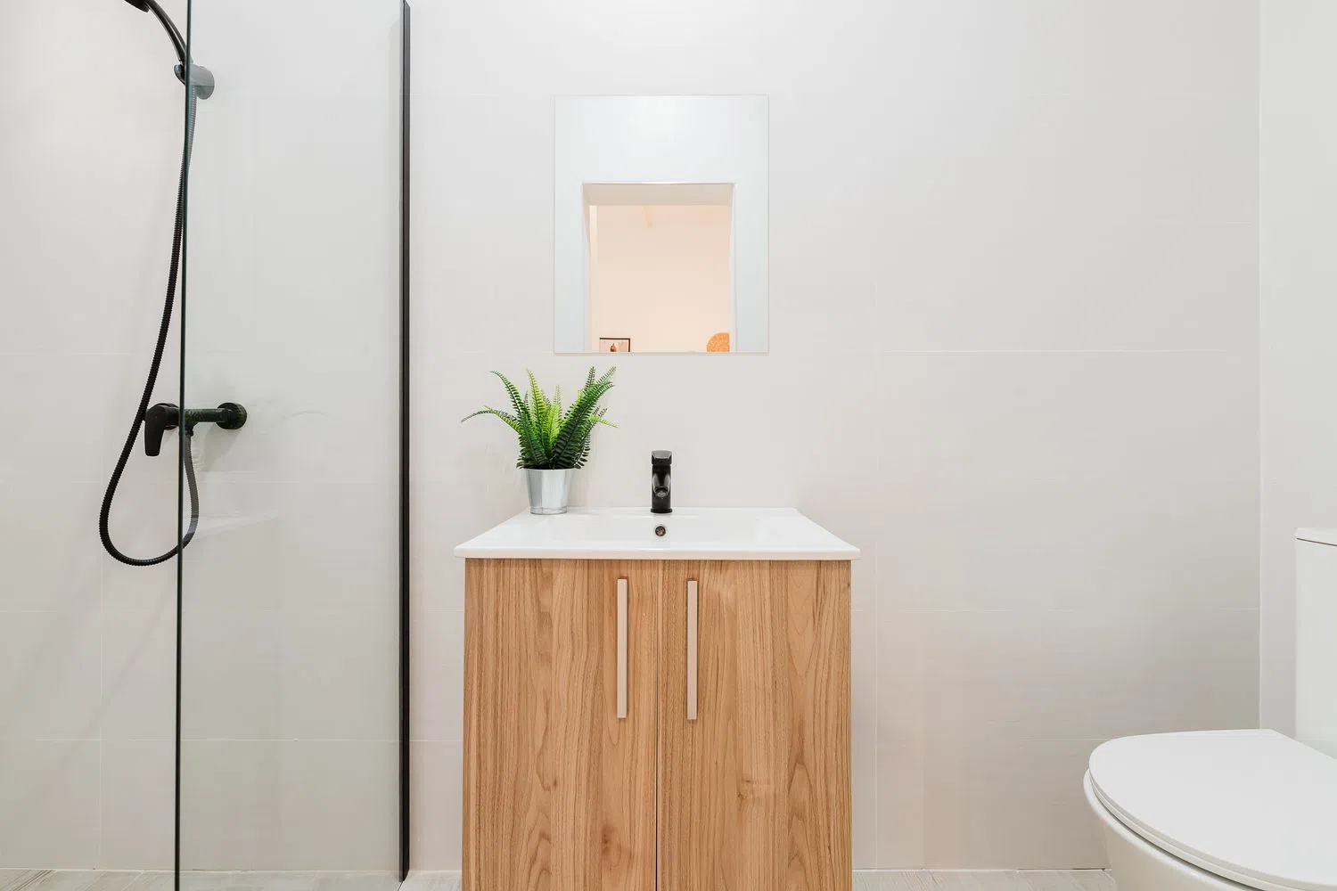 Estudio en calle d' Antonio Ponz, 9 - Foto 6