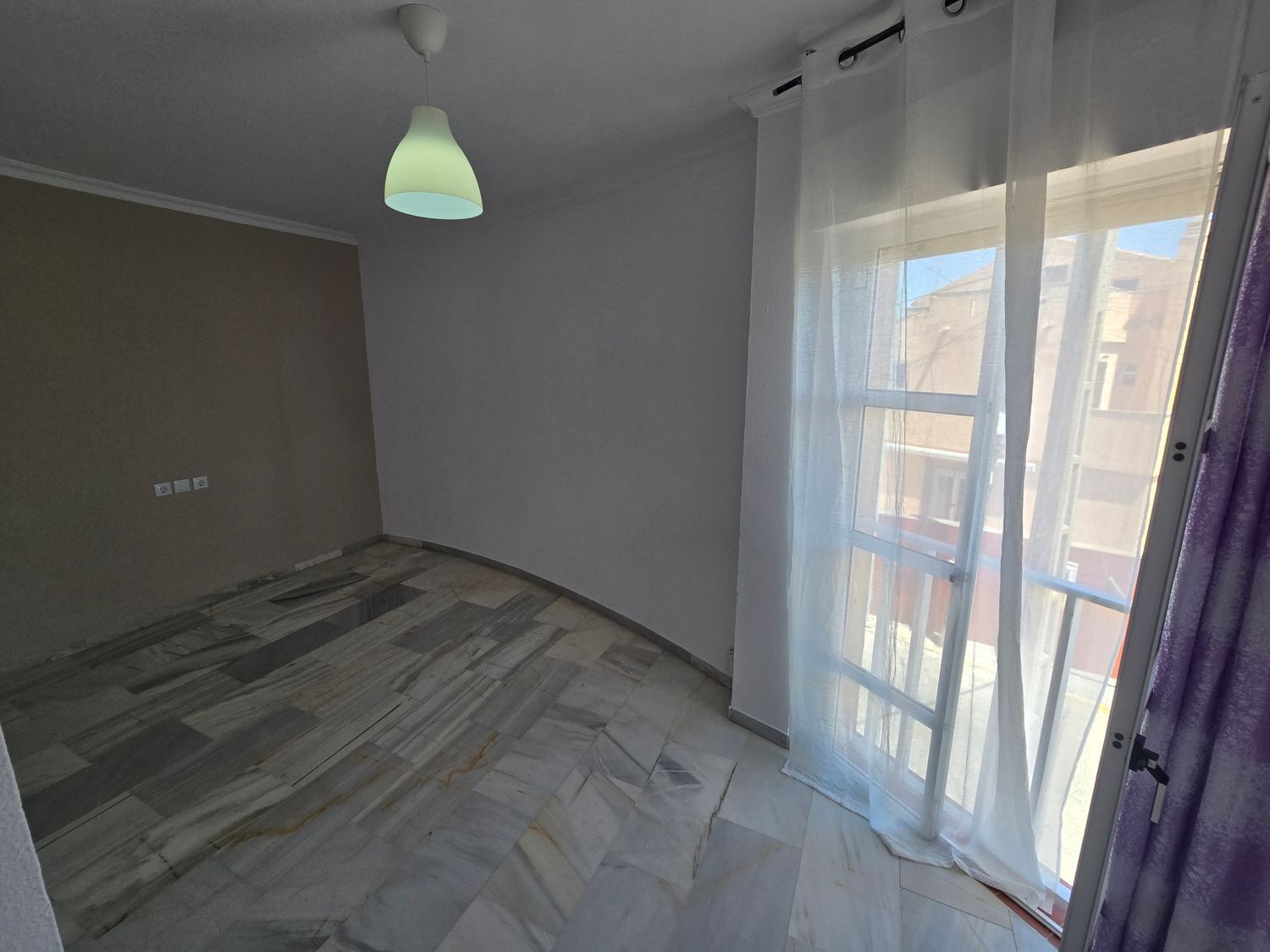 Chalet pareado en Gines - Foto 6