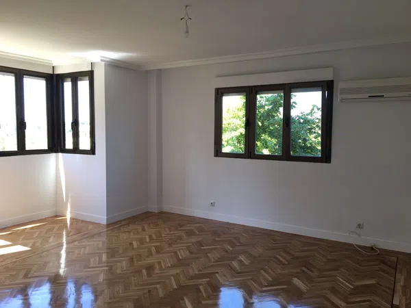 Piso en avenida de Burgos, 48