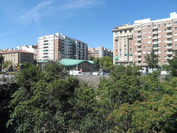 Piso en calle Catalina Salazar, 3