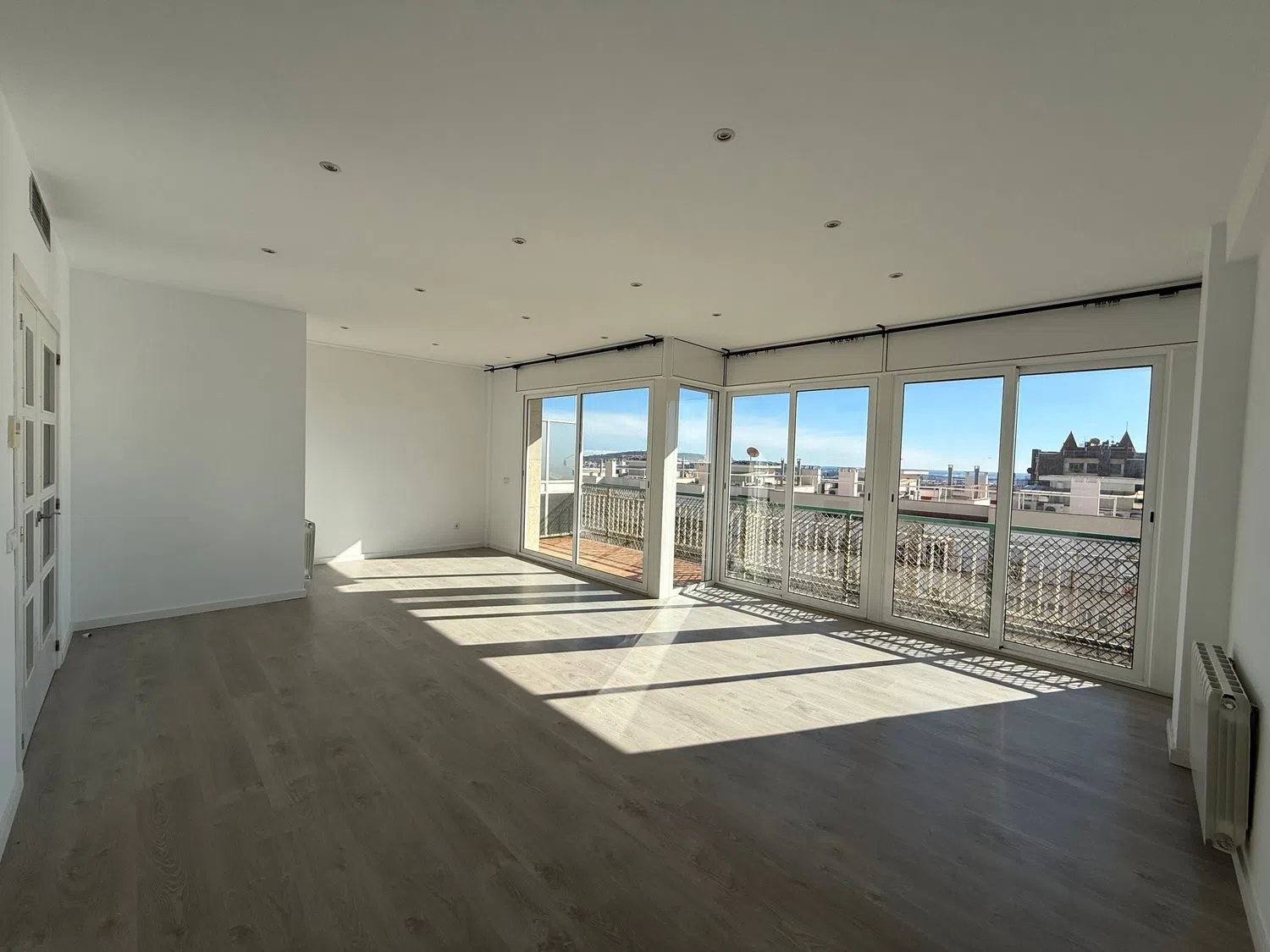 Piso en calle de González Tablas, 21