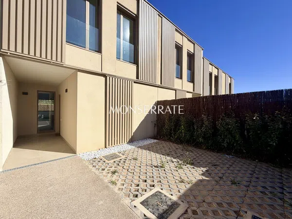 Chalet adosado en Calle Torres de Quart - Foto 16