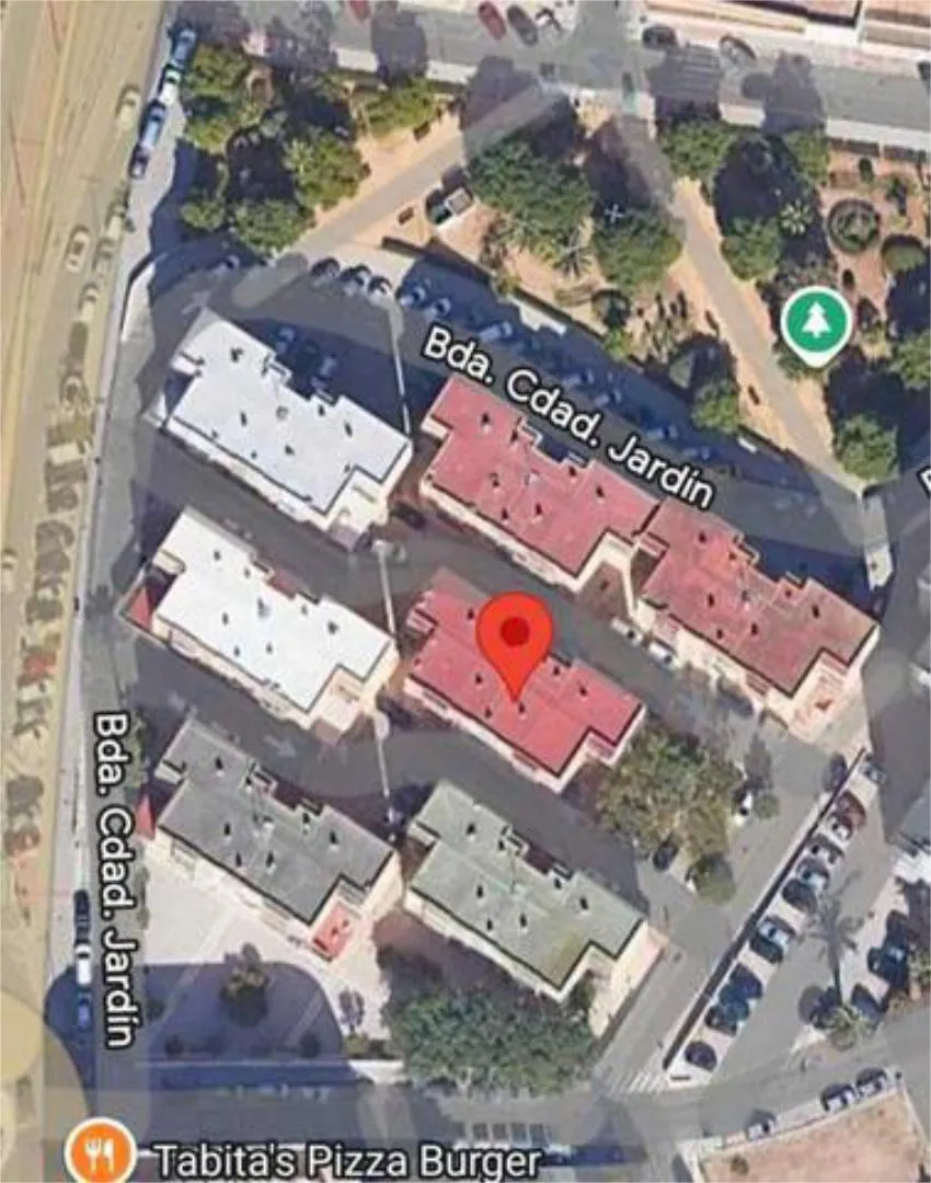 Piso en barriada ciudad jardin - Foto 1