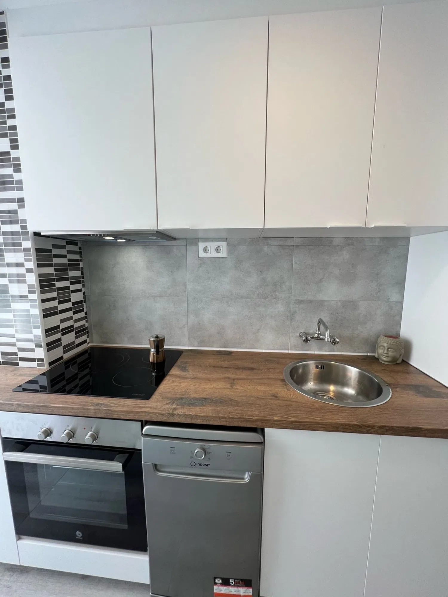 Piso en calle Mauricio Moro Pareto, 5 - Foto 13