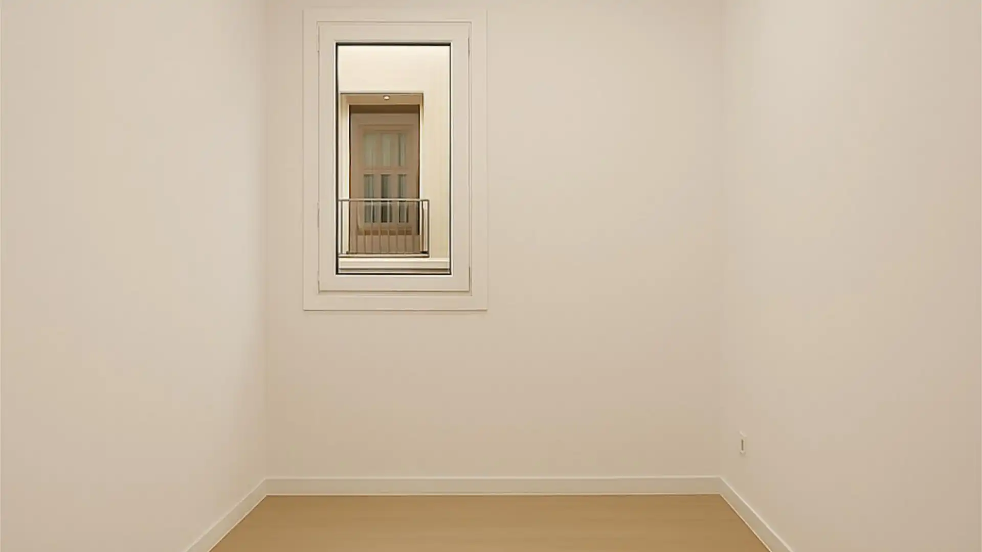 Piso en  Avinguda Sant Esteve 67 - Foto 4