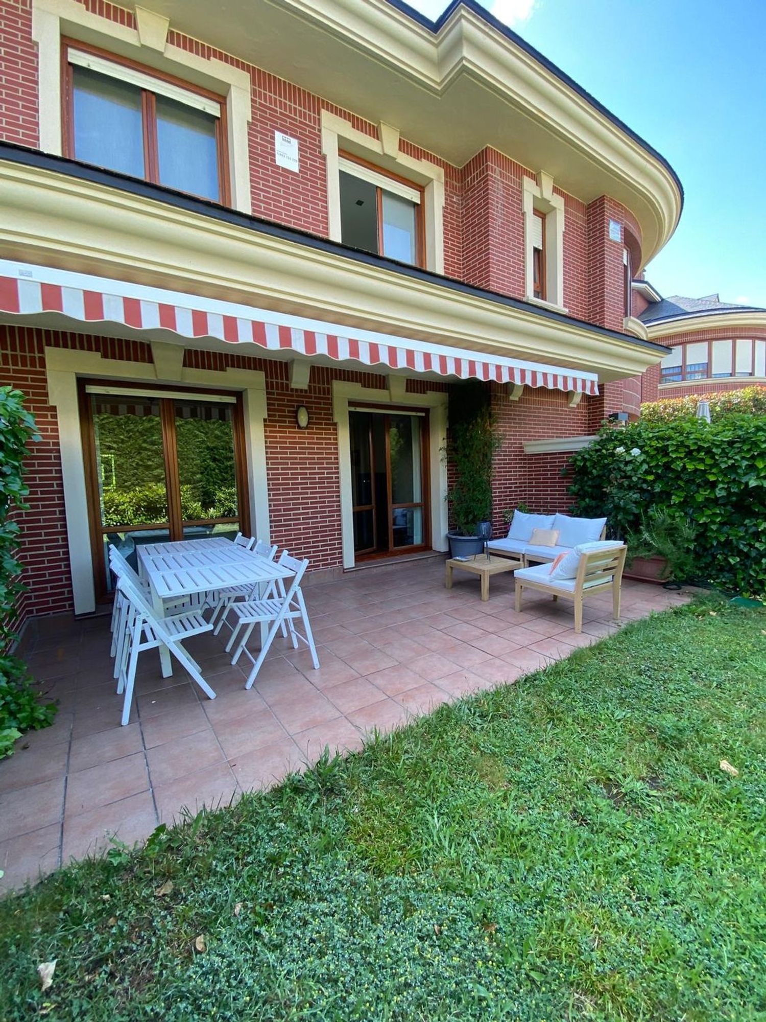 Chalet adosado en Calle Abraham Lincoln, 20, Zabalgana - Ariznabarra - Foto 2