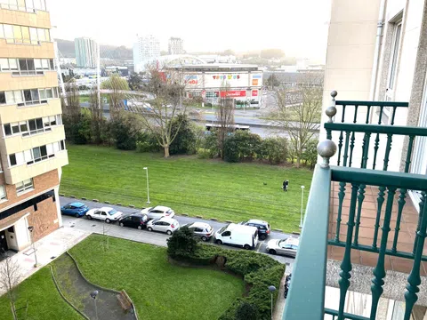 Piso en calle Enrique Mariñas Romero, 6 - Foto 1