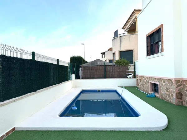Chalet pareado en Calle Miguel de Cervantes, 4 - Foto 9