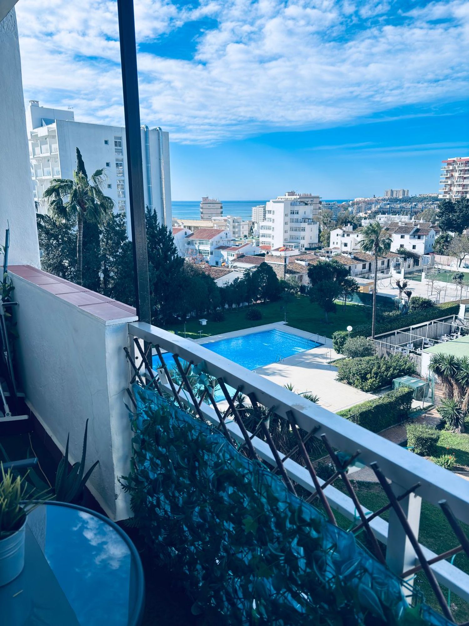 Piso en avenida de la Telefónica, 15 - Foto 1