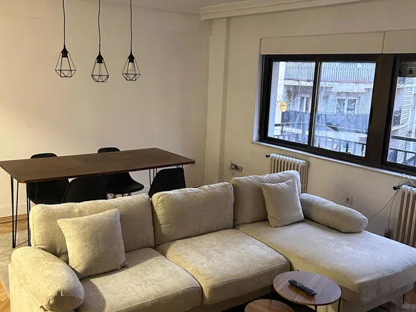 Piso en avenida Campoamor, 14 - Foto 1