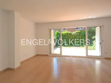 Chalet en L'Hospitalet de Llobregat - Foto 2