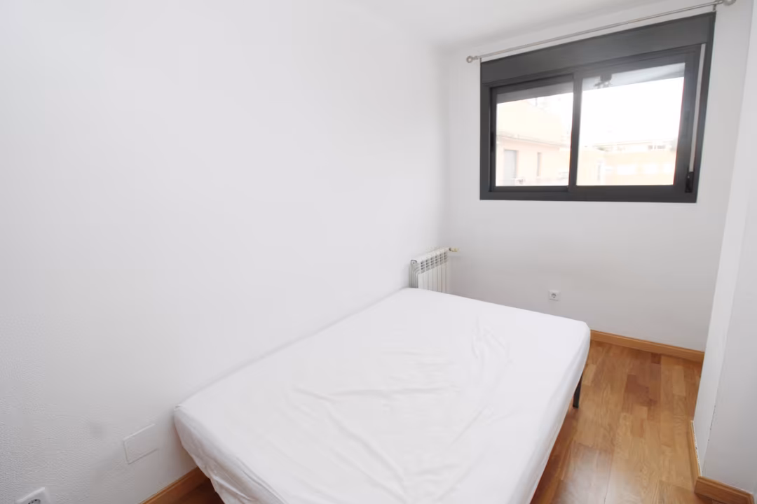 Piso en  Calle del Puerto de Somport 10 - Foto 13