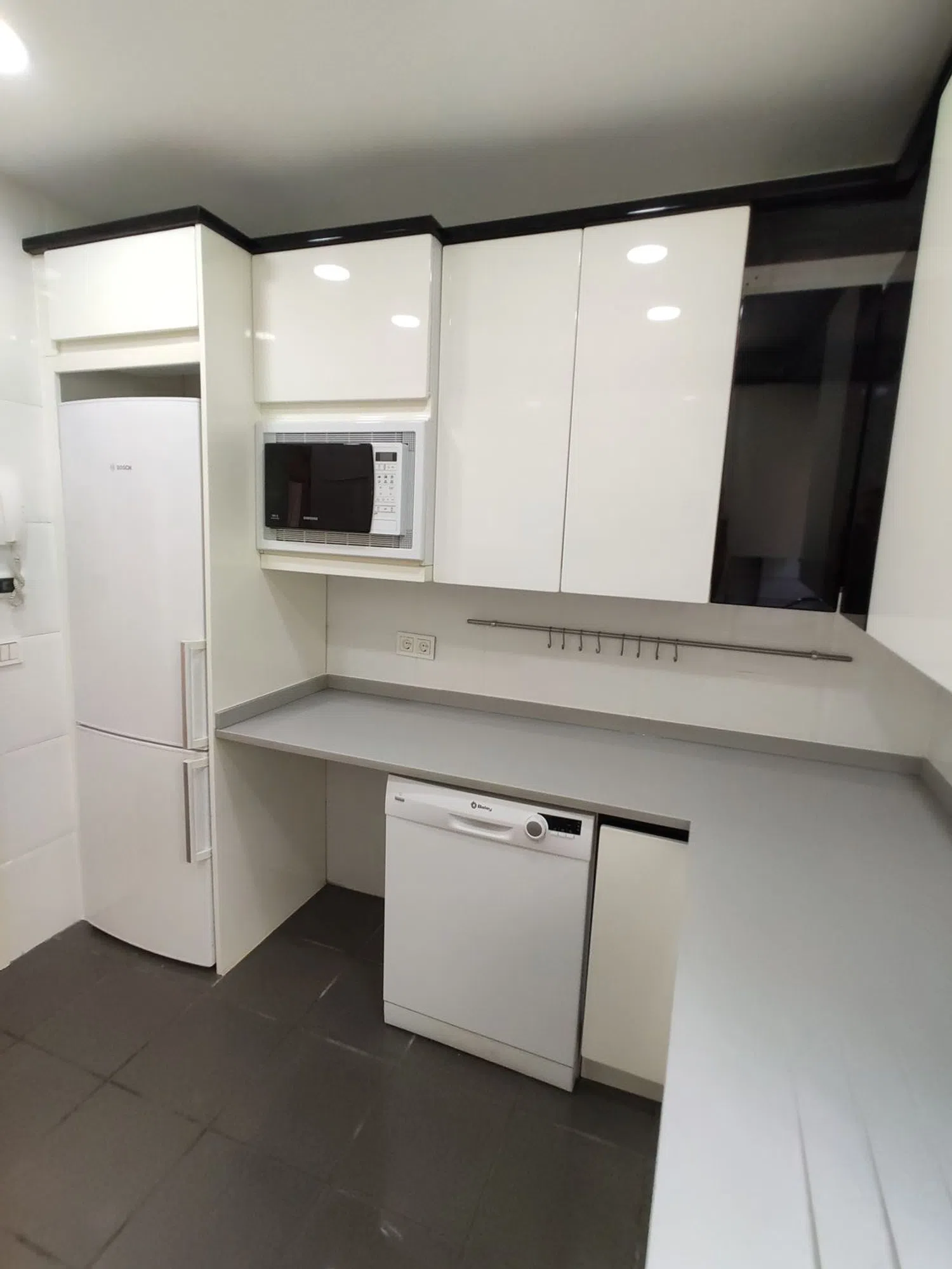 Piso en calle de la Infanta Mercedes, 12 - Foto 21