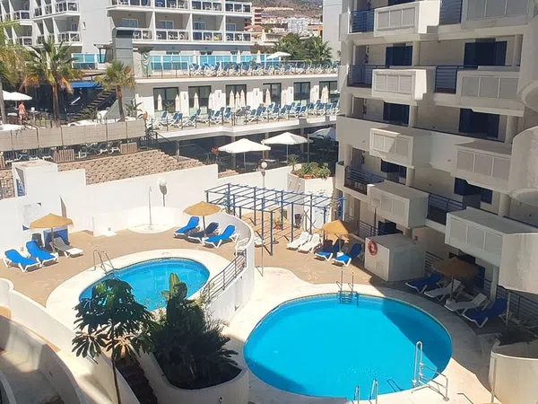 Piso en calle Torrealmádena, 3 - Foto 12