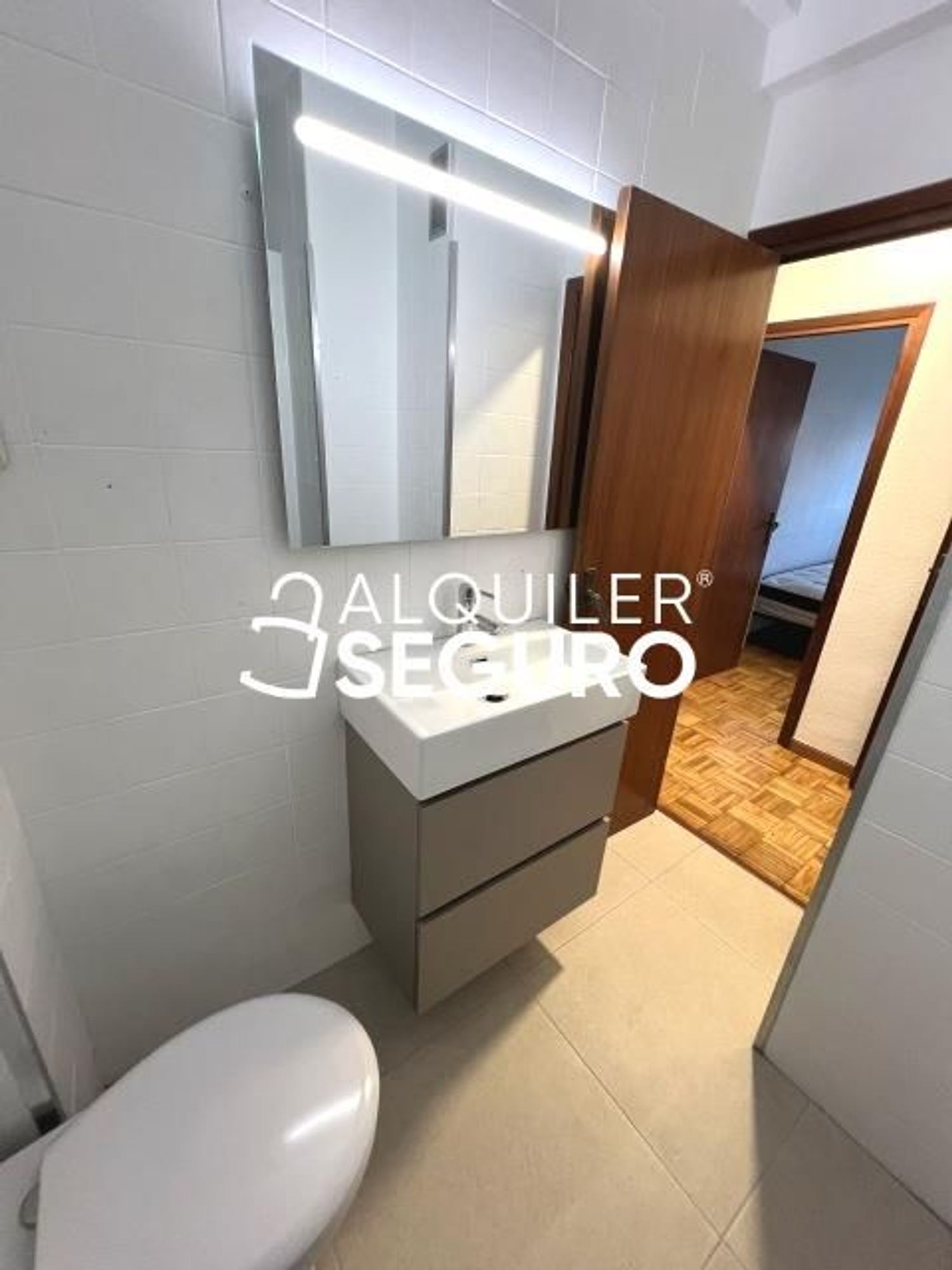 Piso en Calle de la Bureba - Foto 17