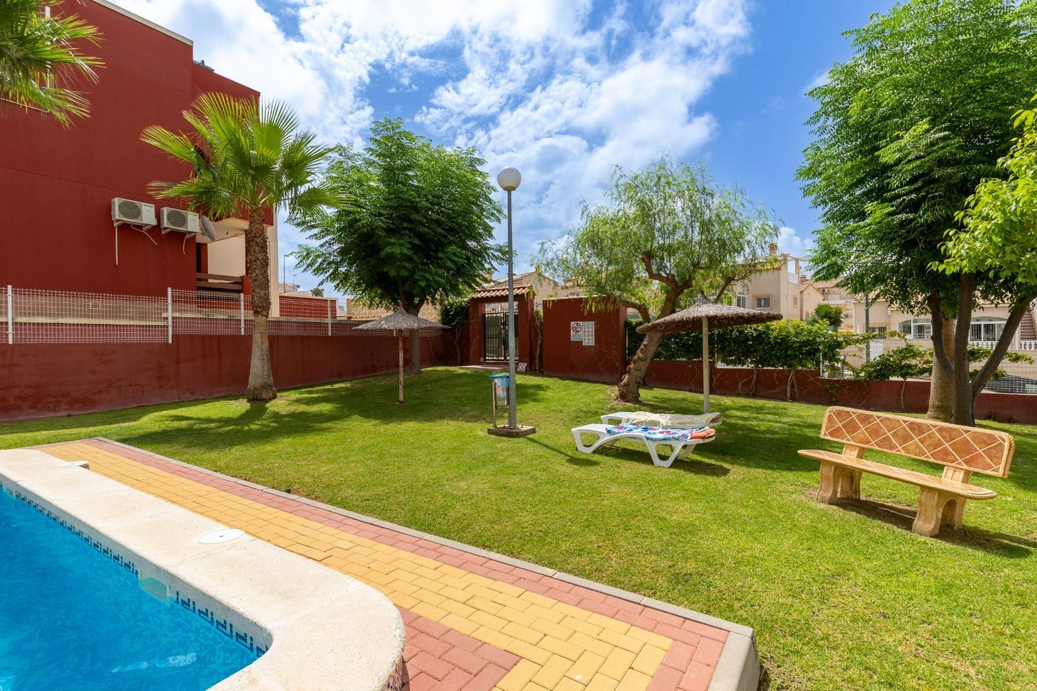 Chalet adosado en Calle Lago Bañolas, 642 - Foto 13