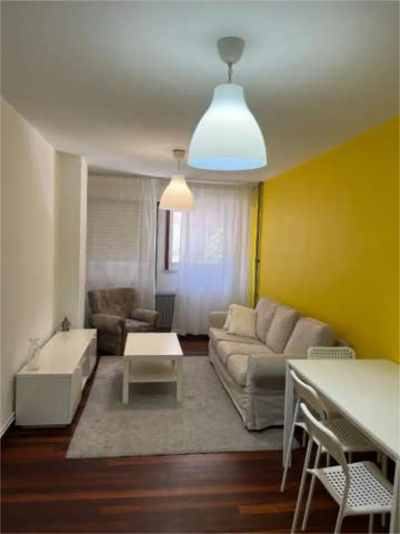 Piso en Campus Sur - Foto 1