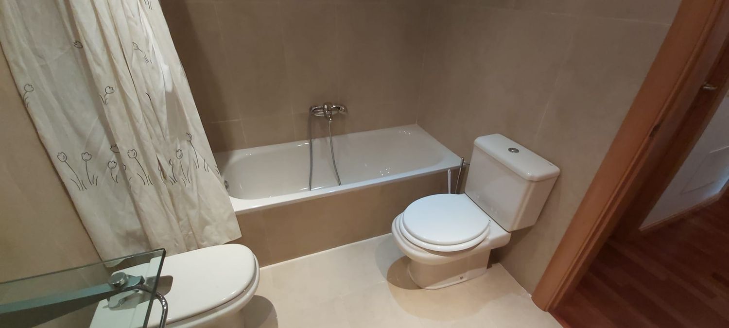 Piso en calle Buenos Aires, 1 - Foto 2