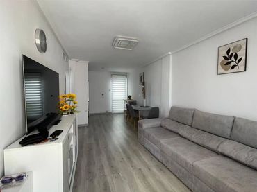 Dúplex en  Ronda Cesar Canovas Girada 104 - Foto 1