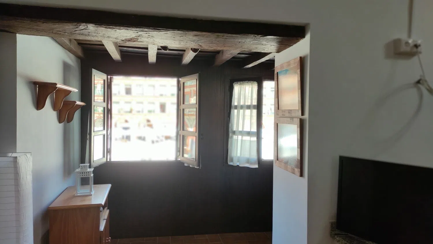 Estudio en plaza de la Corredera, 35 - Foto 2