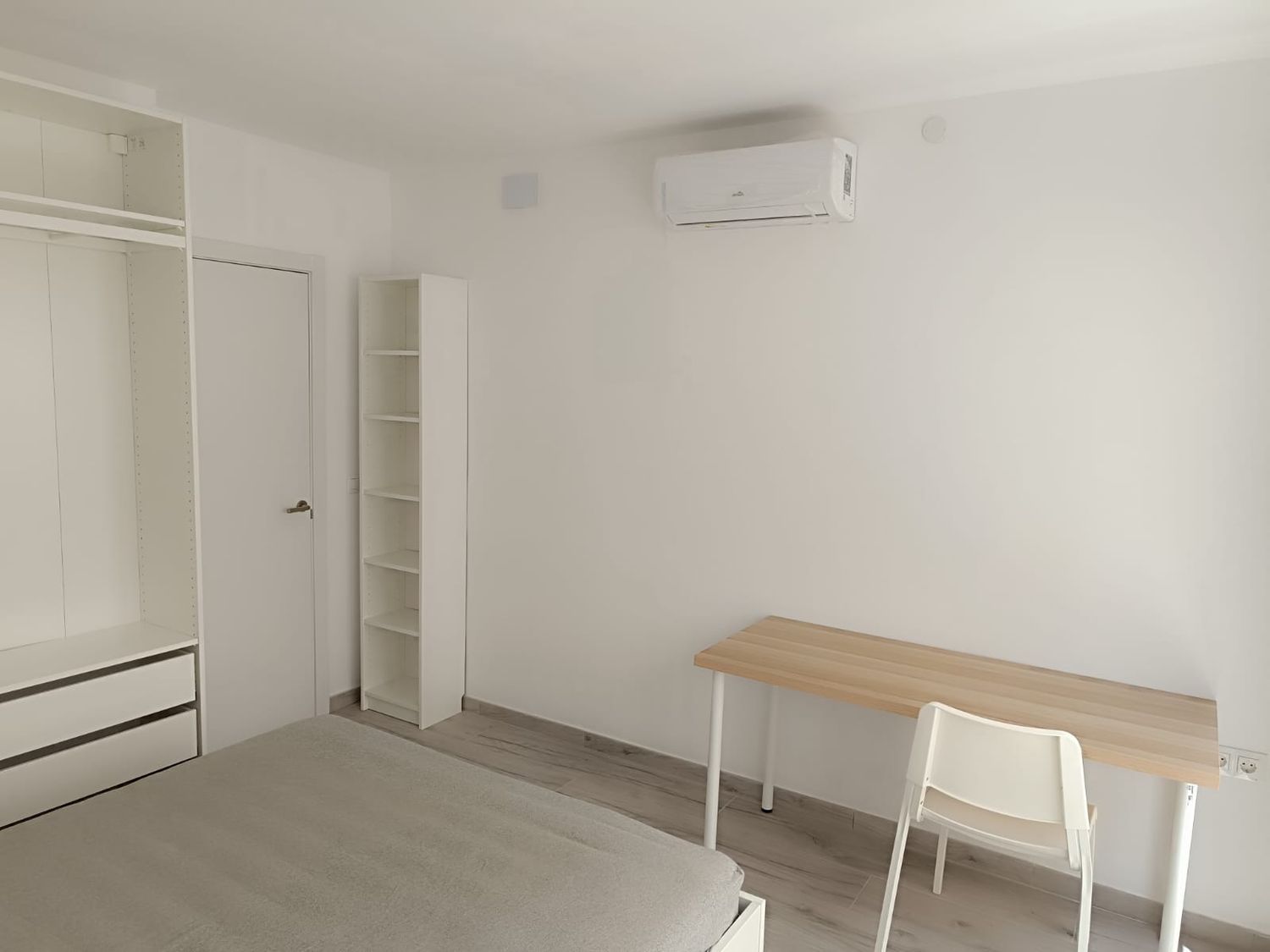 Estudio en calle del Pare Viñas, 50 - Foto 4