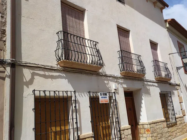 Casa de pueblo en Calle Don Eugenio Lahiguera, 2 - Foto 1
