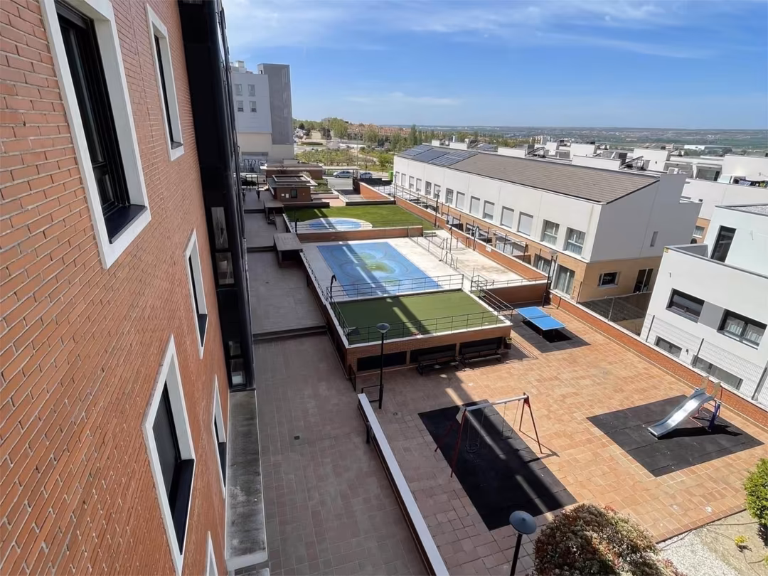 Piso en  Bulevar Clara Campoamor 7 - Foto 5