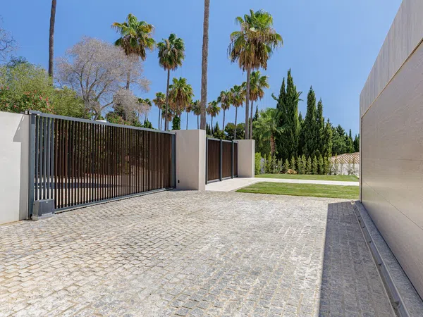 Casa o chalet independiente en Calle Fez, 14, Zona F - Foto 34