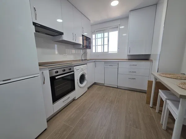 Piso en Plaza Valentin Ortigosa, 3, Los Guindos - Parque Mediterráneo - Santa Paula - Foto 7