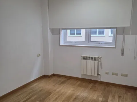 Piso en calle de Alejandro Pérez Lugín, 10