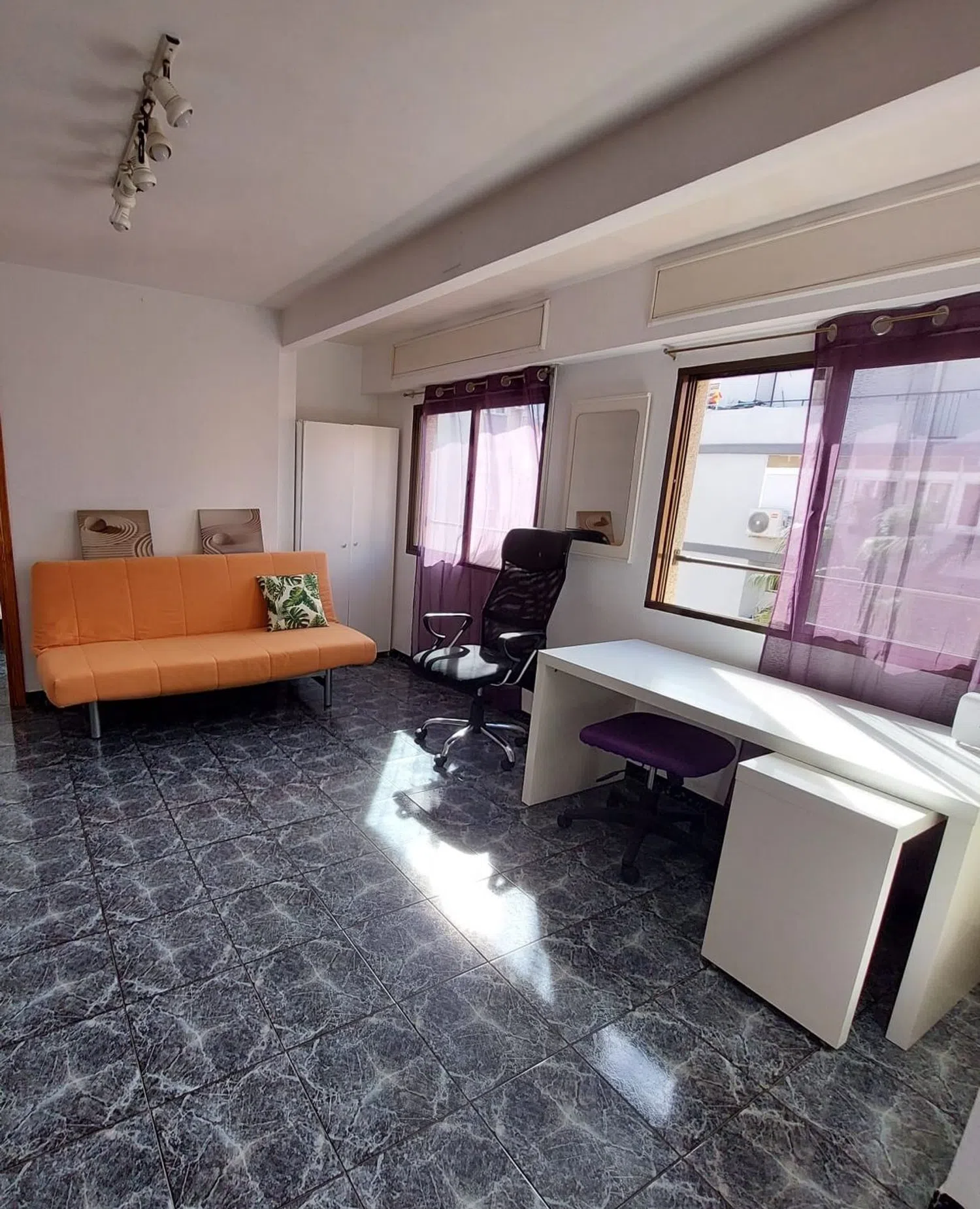 Piso en avenida de Portugal, 3 - Foto 1