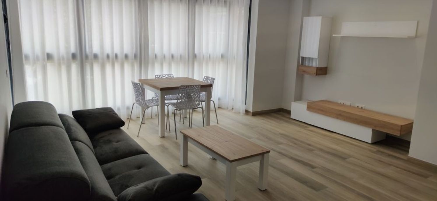 Piso en calle de Maximilià Thous, 1