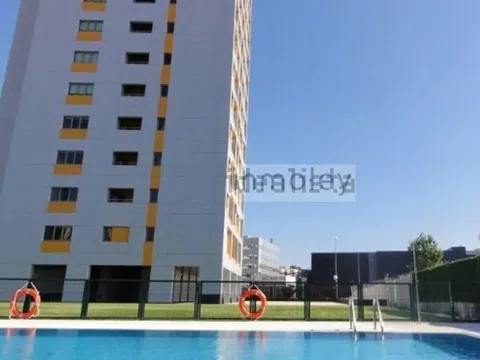 Piso en calle de Dulce Chacón, 23