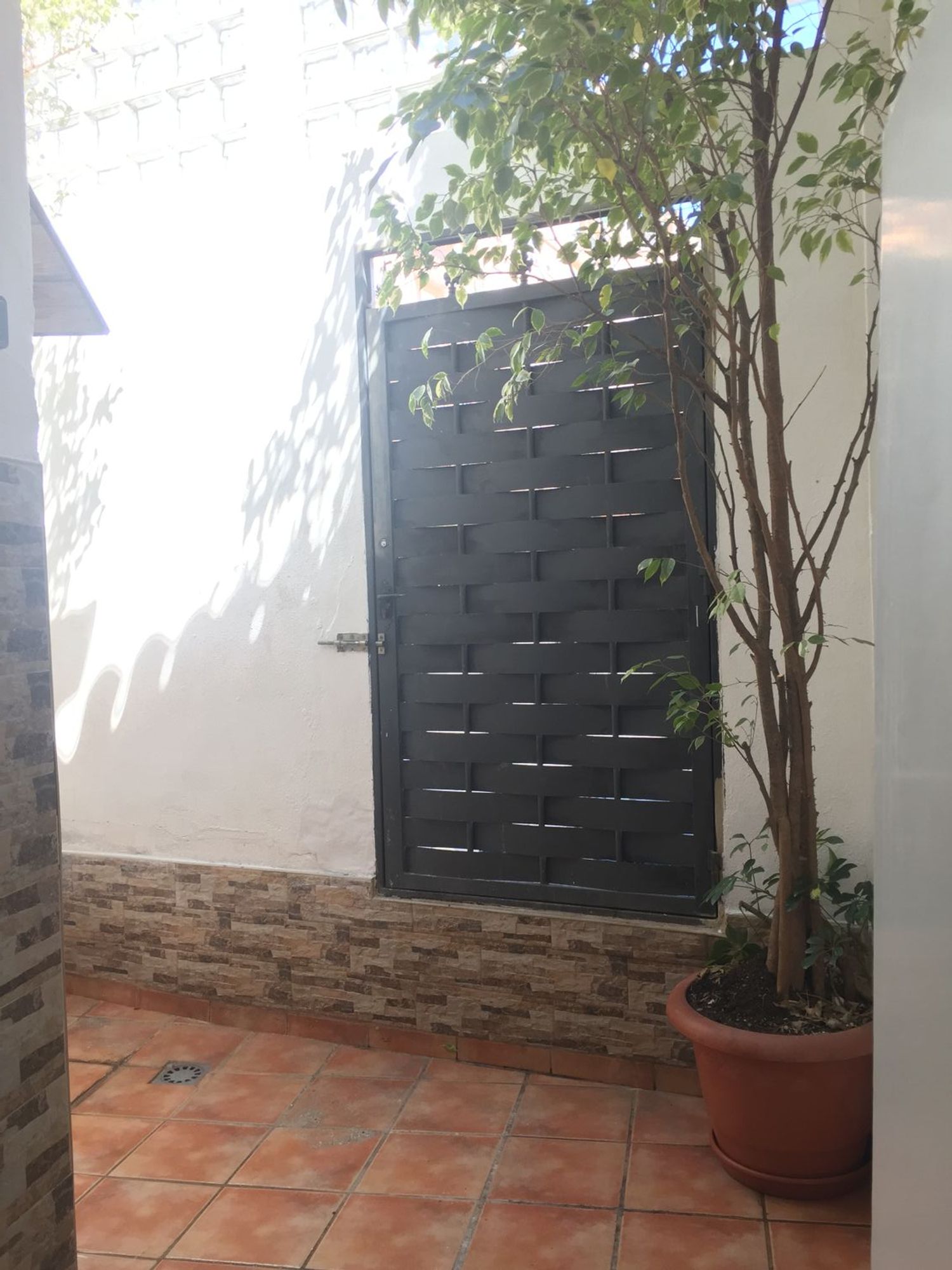 Estudio en calle de Francesc de Bellvís, 33 - Foto 6