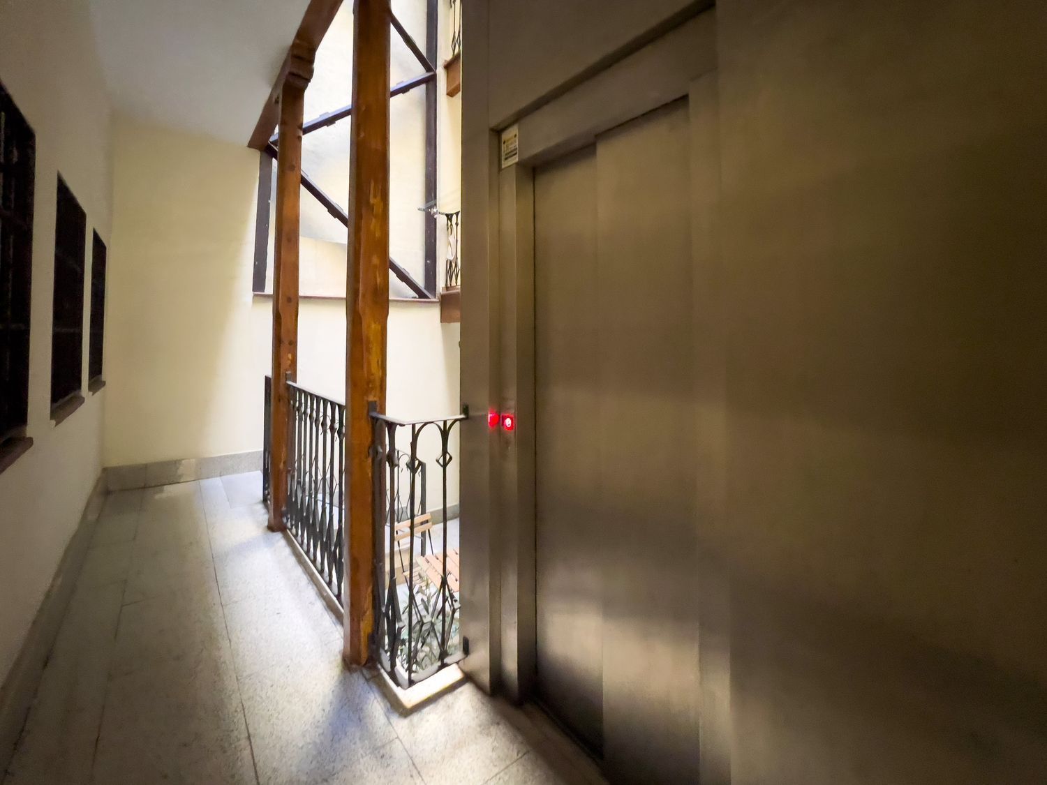 Estudio en calle Tarragona, 38 - Foto 2