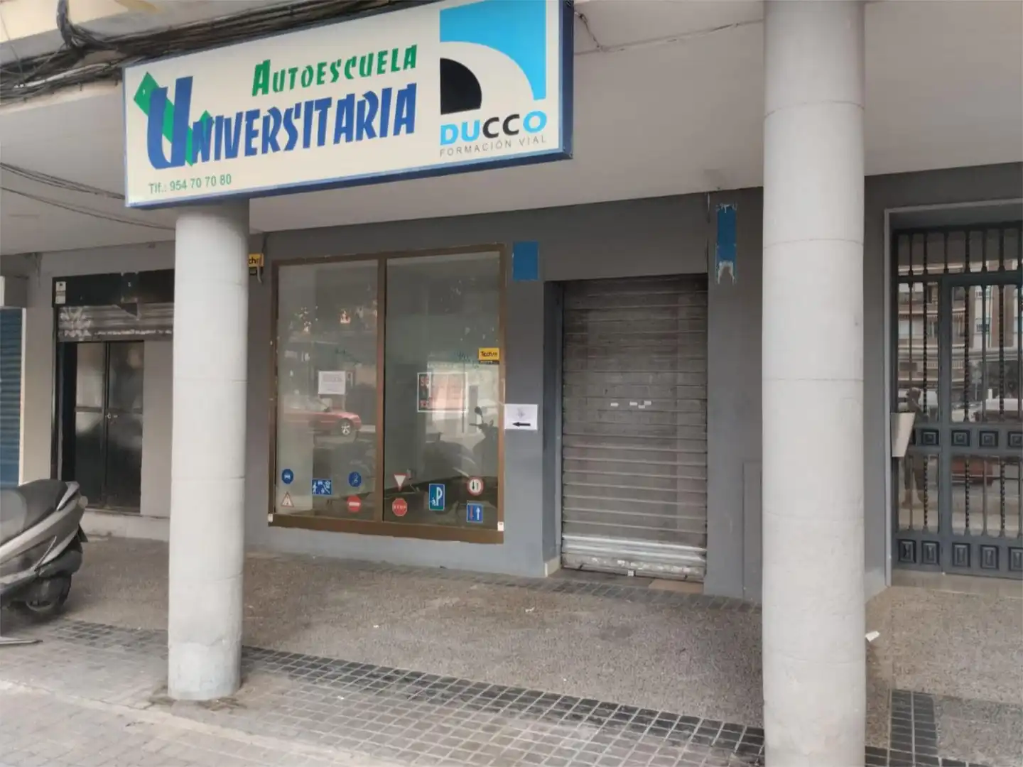 Local comercial en  Calle Rafael Salgado 30 - Foto 7