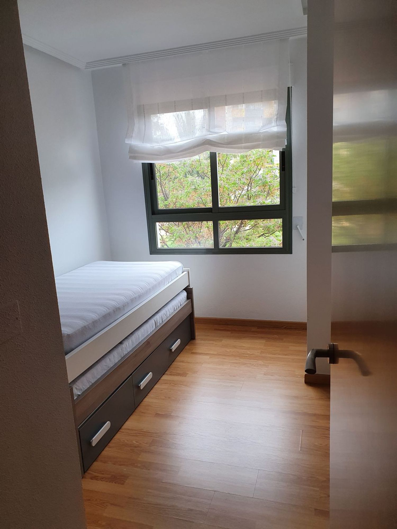 Piso en calle Miguel Vivancos, 2 - Foto 2