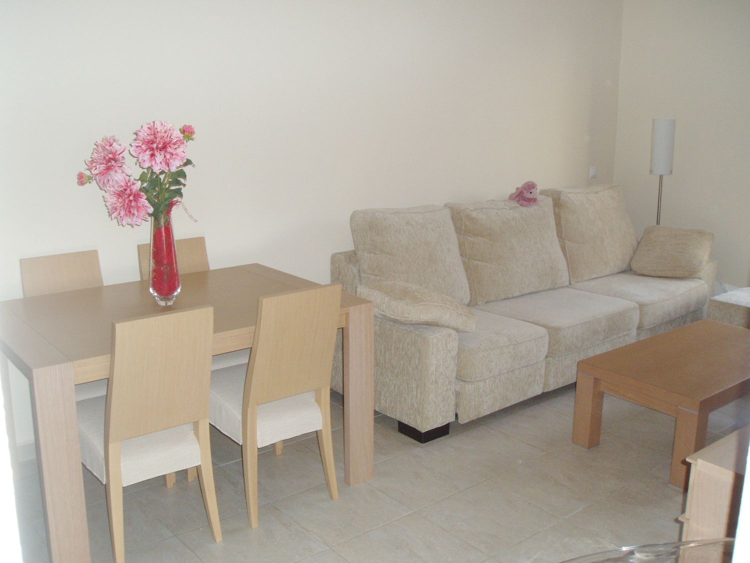 Piso en avenida de Carlos Haya, 89 - Foto 2