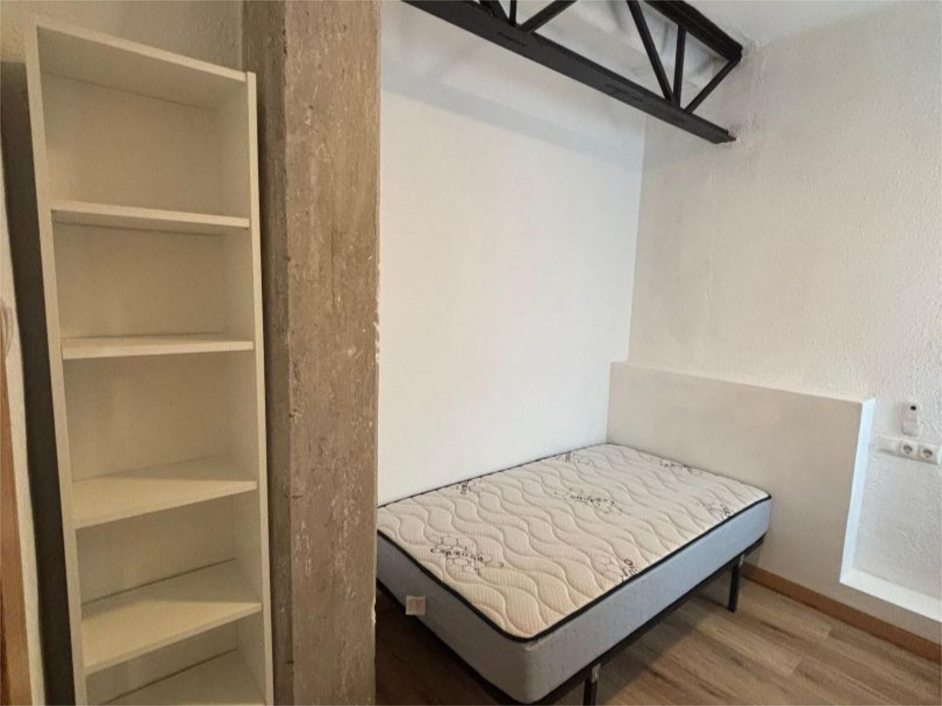 Piso en  Carrer de Vicent Ballester 14 - Foto 18