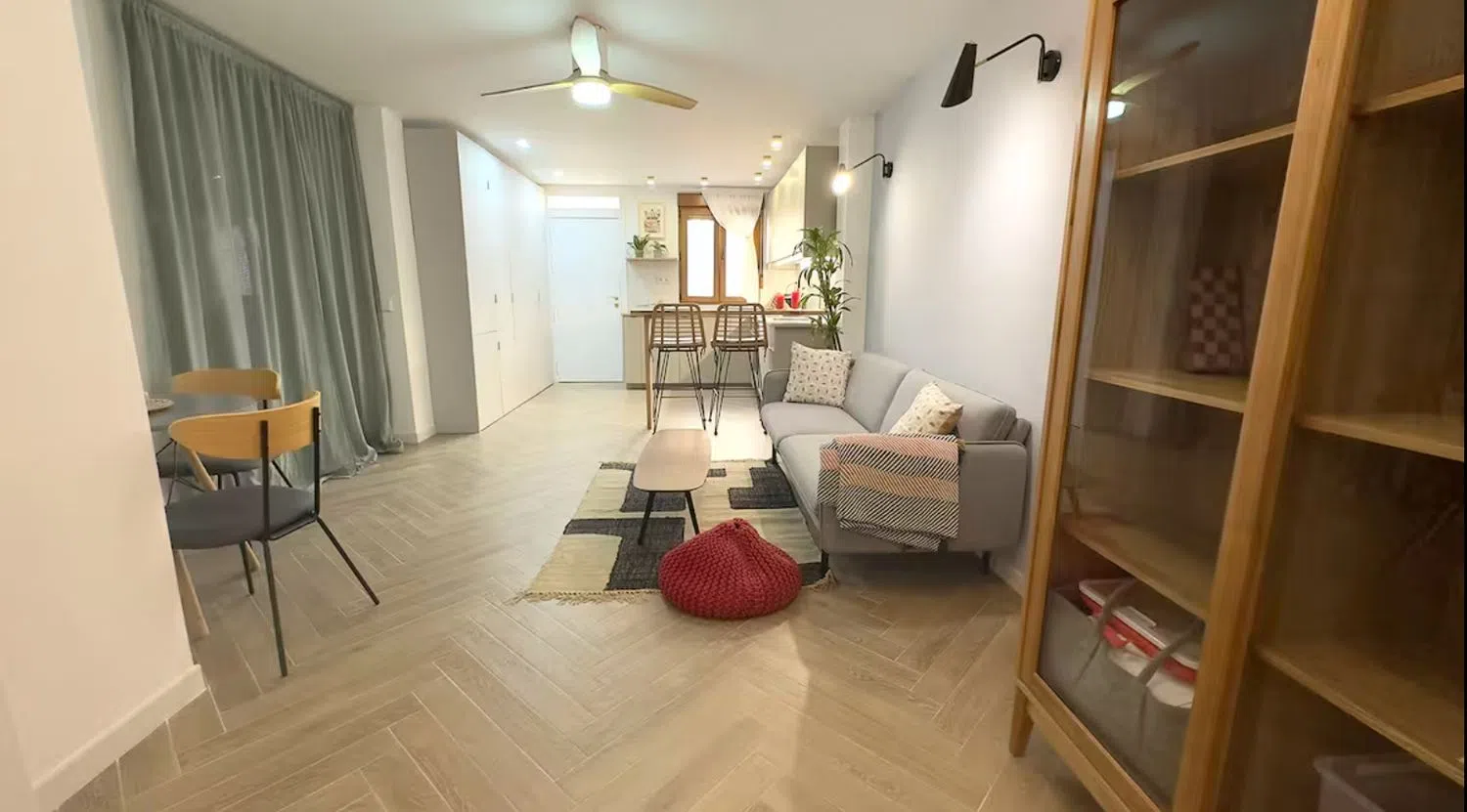 Casa independiente en calle de Carles Ros, 12