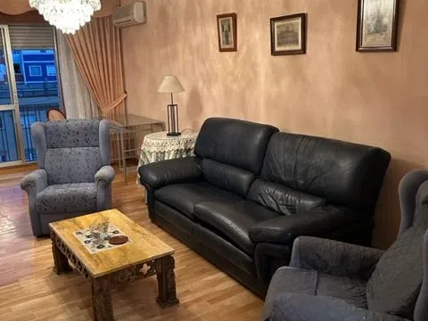 Piso en calle Genoveva Torres Morales, 6