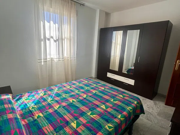 Chalet adosado en Urb. el capricho Barrio Alcolea - Foto 18