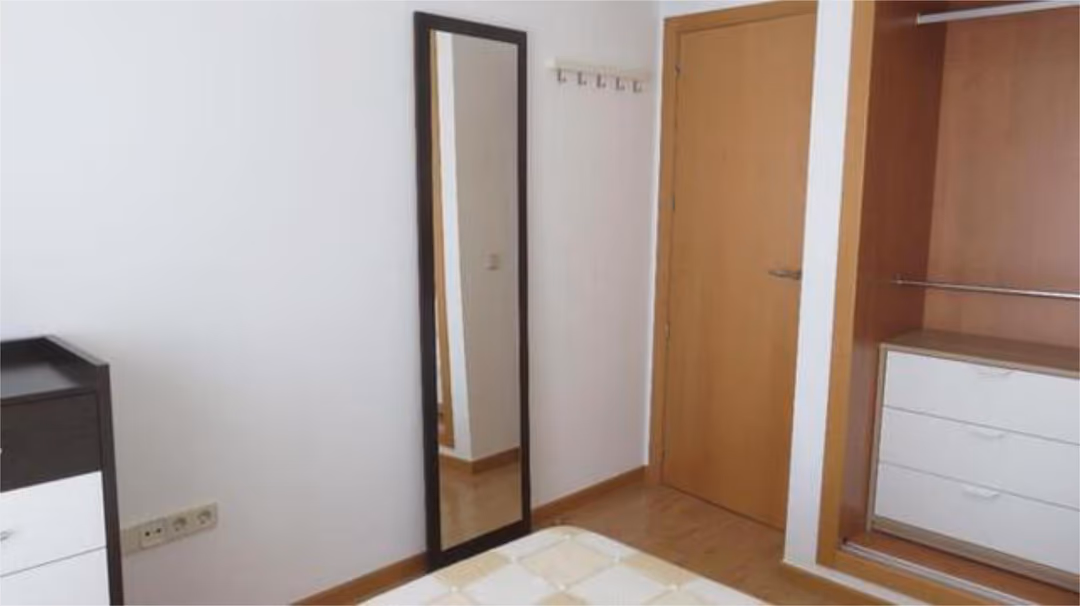 Piso en Juan de Borbon - Foto 3