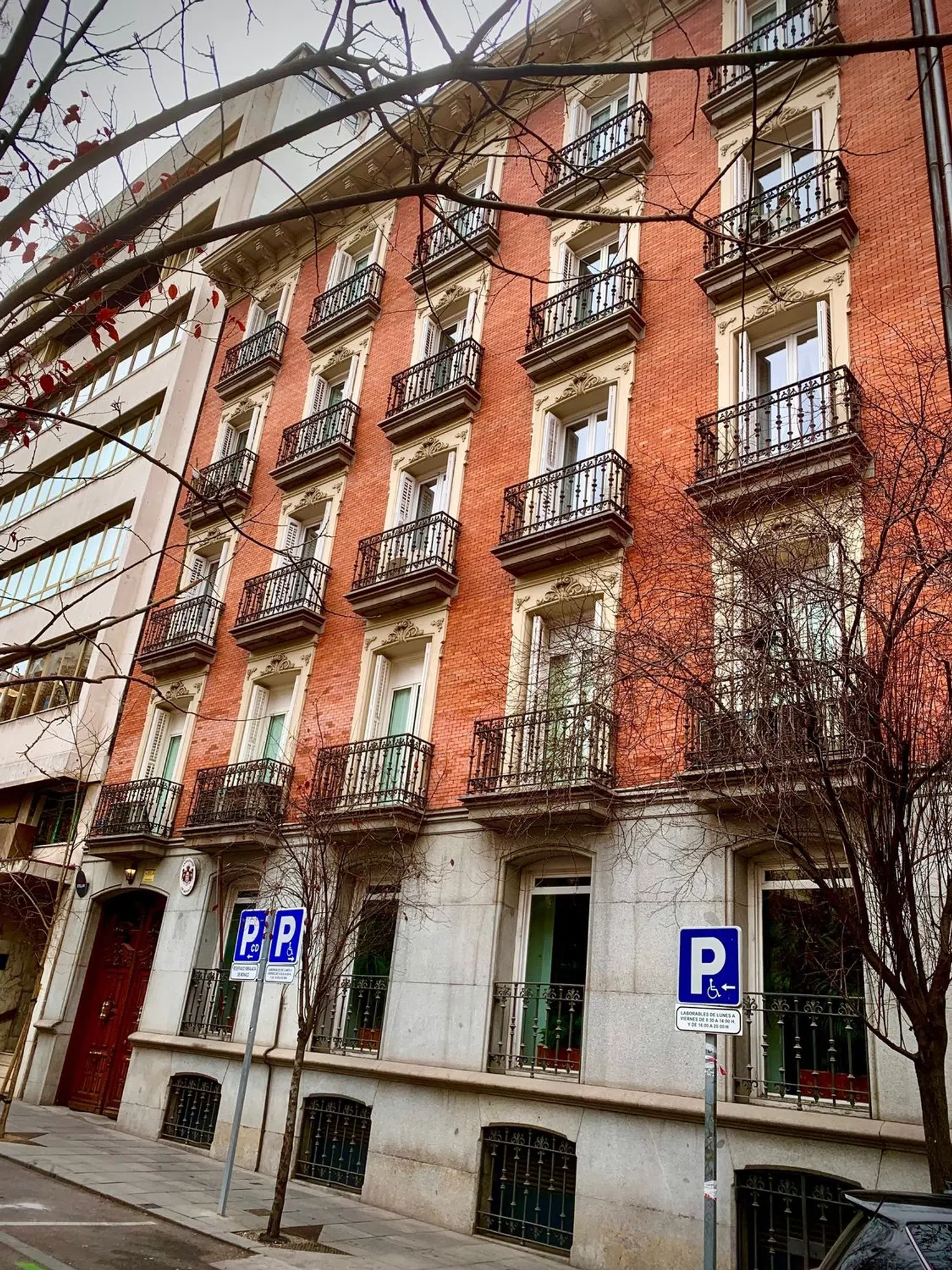 Piso en calle de Villanueva, 12 - Foto 1