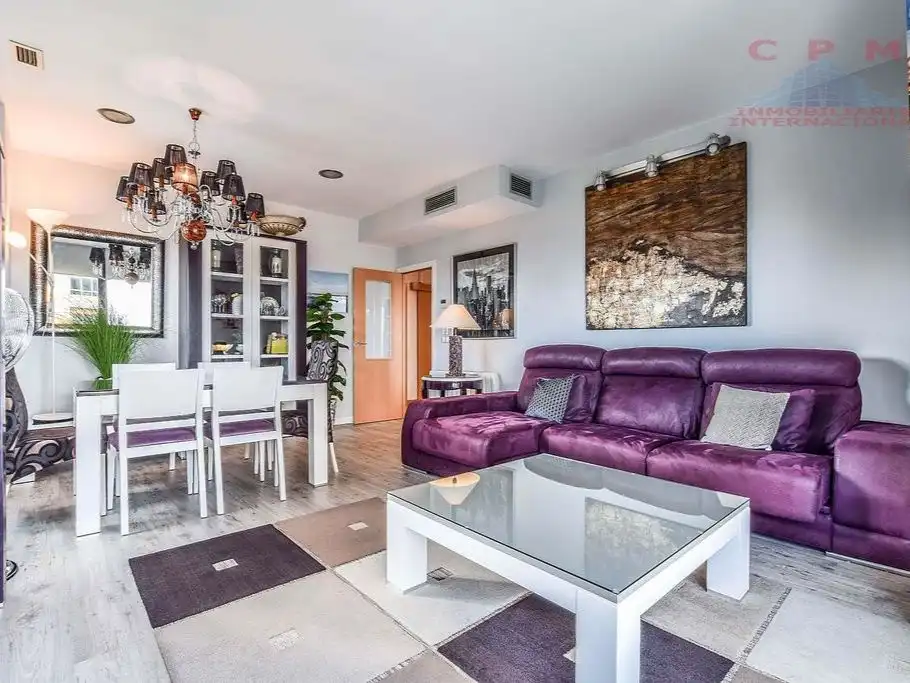 Apartamento en  Carrer d'Isabel la Catòlica 6 - Foto 2