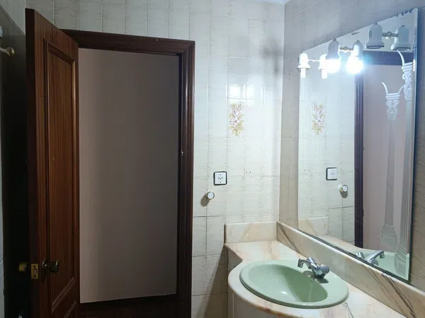 Piso en calle Castilla, 81 - Foto 2