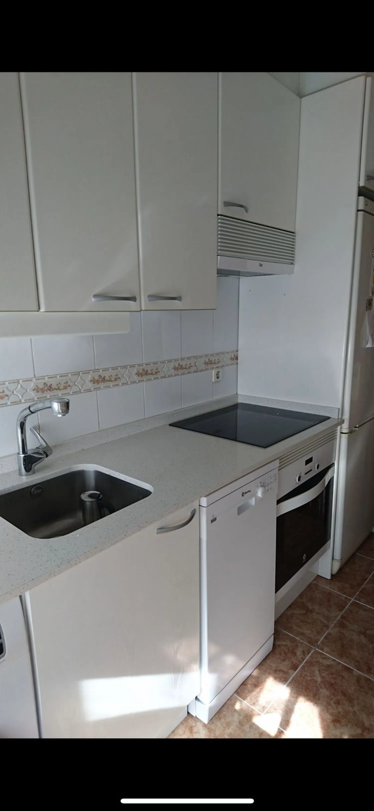 Piso en calle Villa de Churriana, 12 - Foto 4