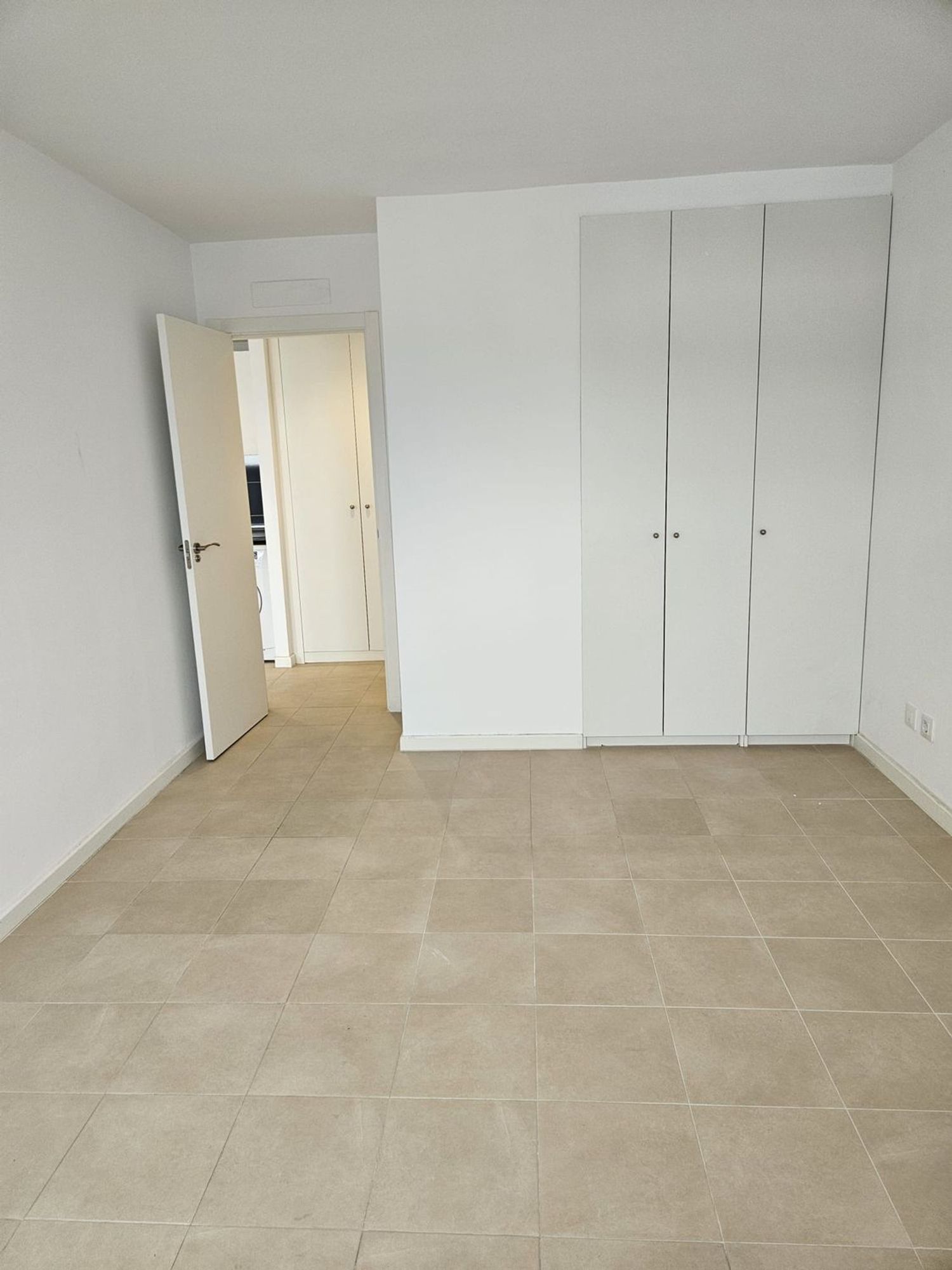 Piso en avenida de Castilla y León, 9 , piso 6º exterior - Foto 8