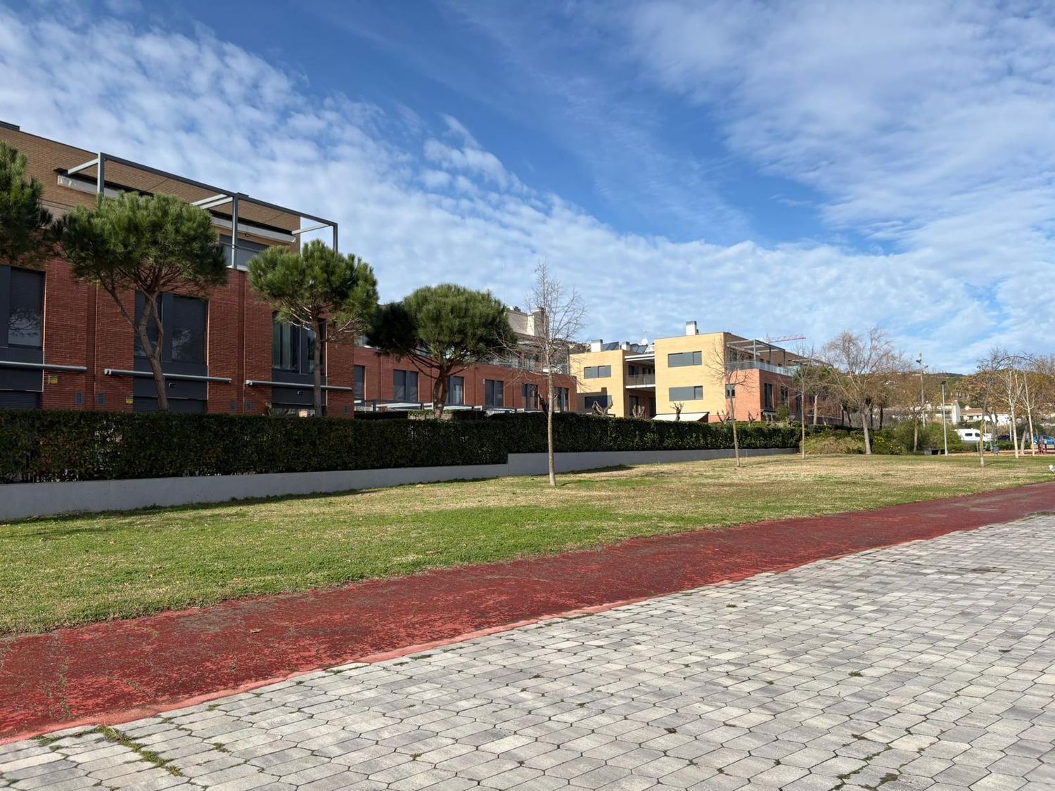 Chalet adosado en Calle de Josep Maria Vila, 18, Centre-Estanys - Foto 12