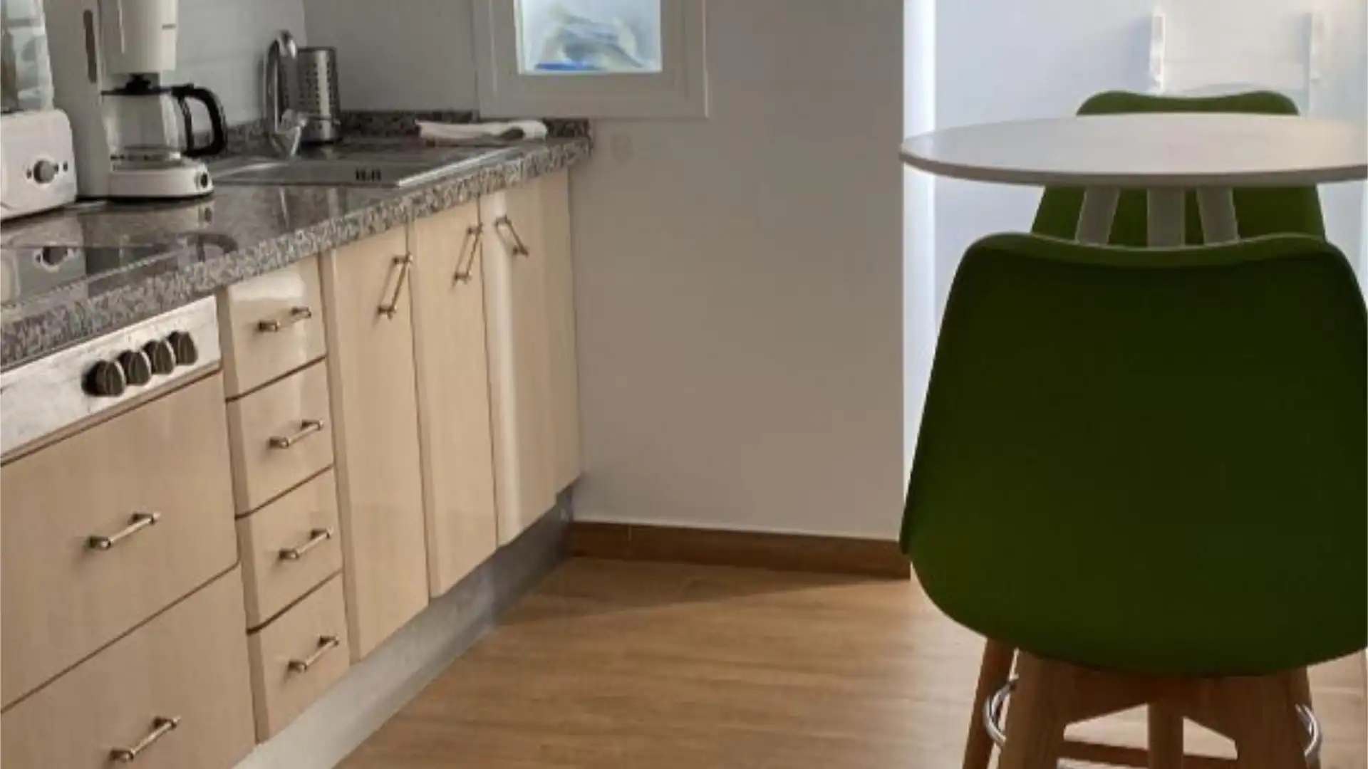 Piso en  Paseo Marítimo Rey de España 0 - Foto 4